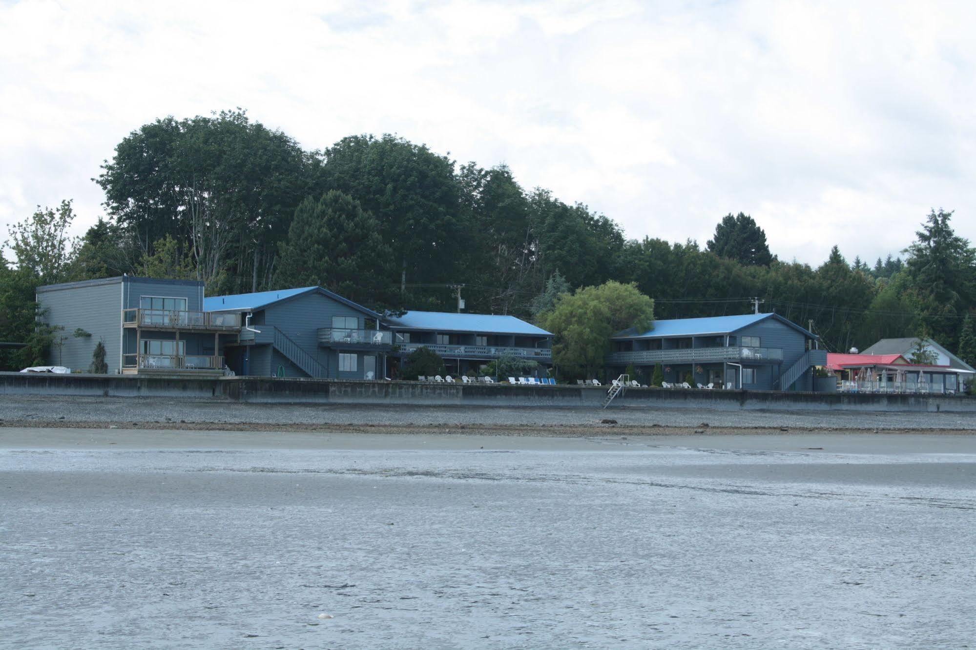 Sand Pebbles Inn Qualicum Beach Εξωτερικό φωτογραφία