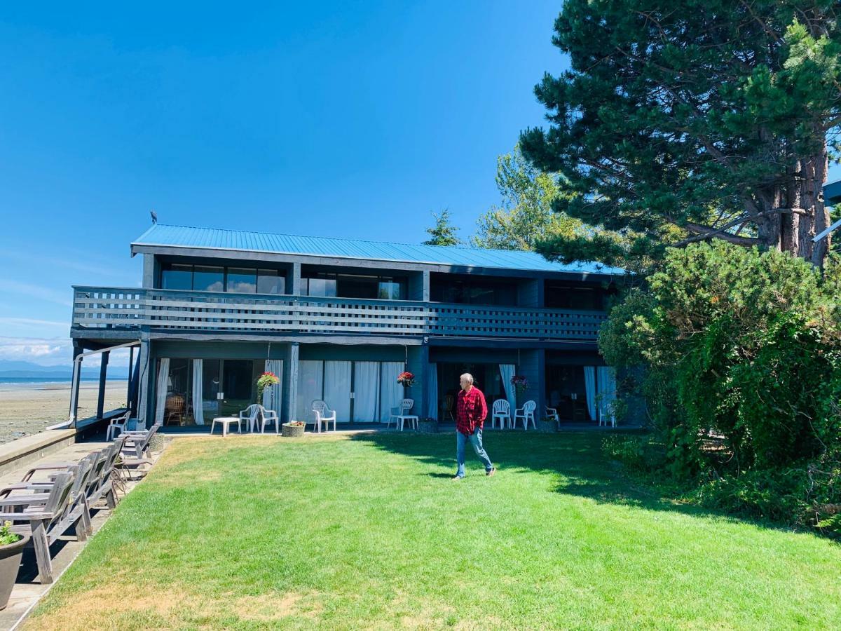 Sand Pebbles Inn Qualicum Beach Εξωτερικό φωτογραφία